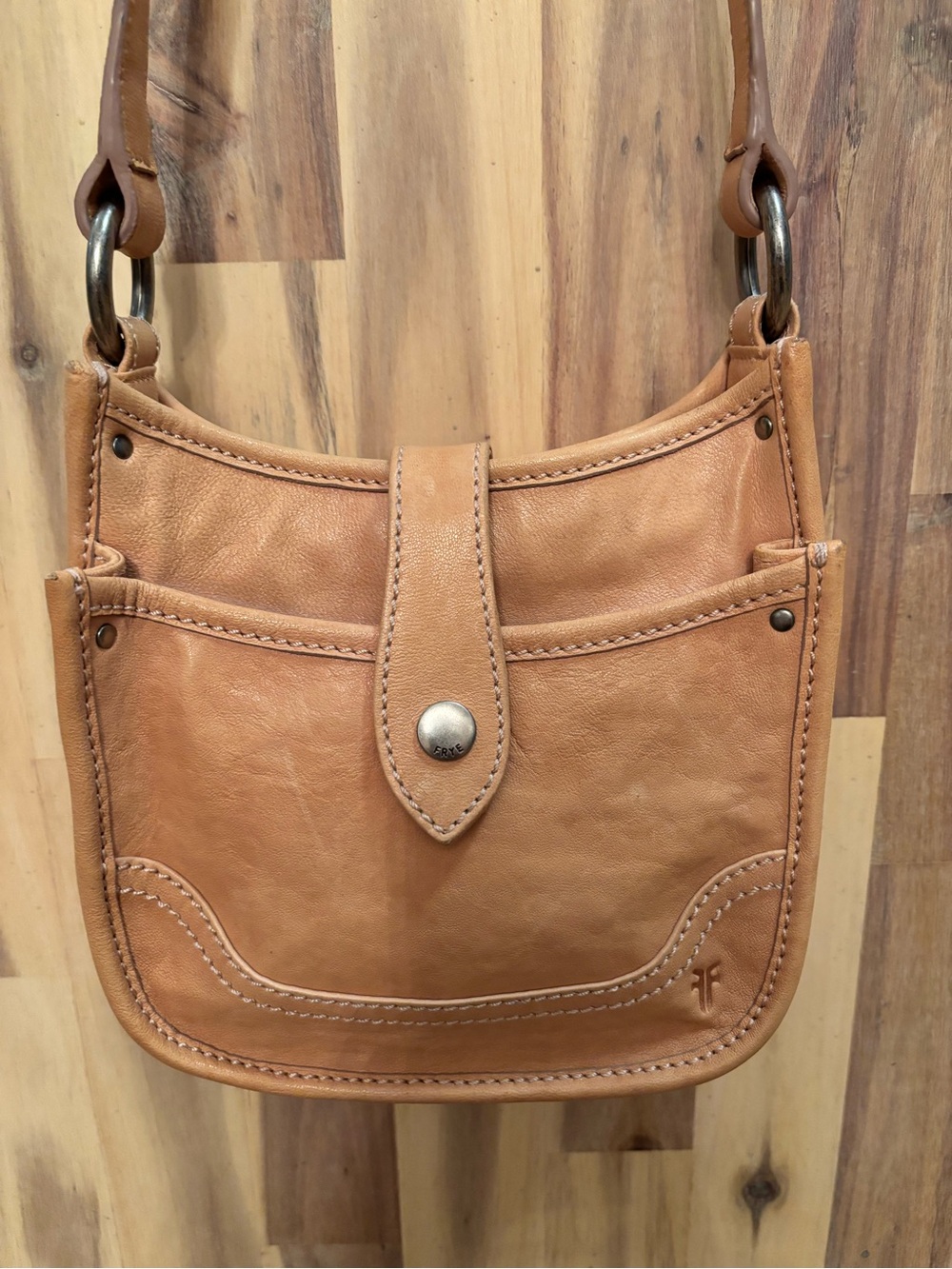 Frye Melissa North/South Crossbody Tan Leather